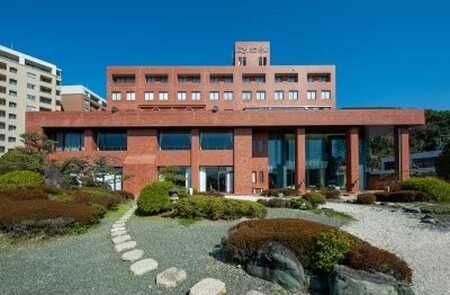 【にぎたつ会館】 平日限定 瀬戸の鯛づくし一泊二食付きペア宿泊プラン | 温泉 旅行 トラベル チケット 宿泊 宿泊券 旅館 予約 観光 愛媛県 松山市 人気 おすすめ【NT001】