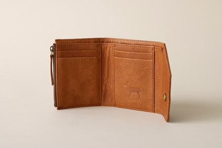 FACE-C（革のカシミヤ 北杜市産鹿革の三つ折り財布） NV（ネイビー）　 財布 鹿革 軽量 革のカシミヤ アップサイクルレザー 雑貨 北杜市 [h003]