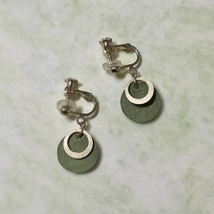 革で作るBelpassoのイヤリング・ピアス 0043-004-S05