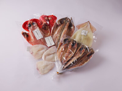 地魚極選ひものセット（金目鯛、真アジ、スルメイカ、ダルマイカ、サバ） 南房総 干物 厳選 mi0022-0013