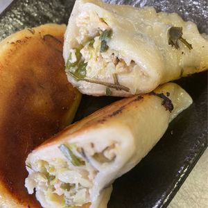 昆布と牡蠣の旨味だし餃子39個(13個×3) 冷凍餃子 ギョーザ ぎょうざ 中華 簡単調理 小分け 冷凍食品 焼くだけ 惣菜 冷凍 肉 豚肉 F4F-4072