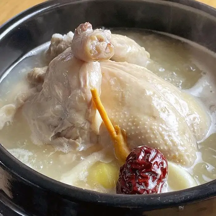 【福岡市】サムゲタン丸鶏２個セット【配送不可：伊豆諸島（内、式根島・利島・御蔵島・青ヶ島）及び小笠原村（小笠原諸島）】 | 食品 加工食品 人気 おすすめ 送料無料 国産鶏 鶏白湯 サムゲタン グルメ