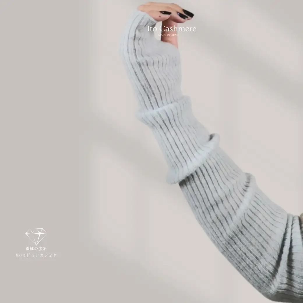 【100％ピュアカシミヤ】ハンドウオーマー ライトグレー