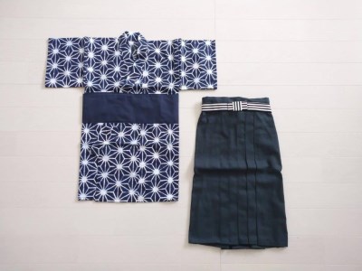 ファースト着物と袴のセット 男の子用（麻の葉文様/紺） 