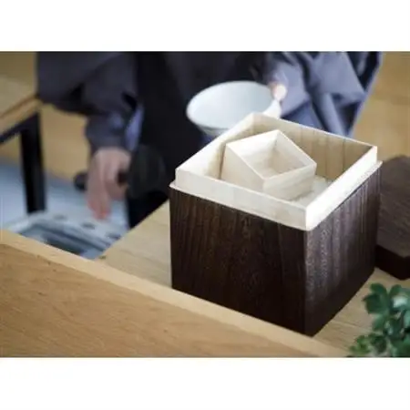 ライスストッカー 焼桐 2kg用　総国産桐使用 天然蜜蝋仕上げ 桐の米びつ_雑貨・日用品  キッチン用品 _【1322194】