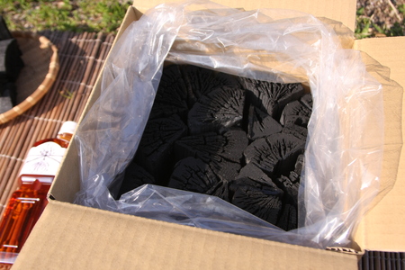26-205．四万十市産　黒炭10kg（雑/箱×2箱）
