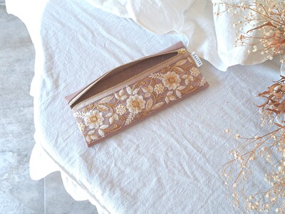 インド刺繍とレザーのペンケース (トルマリン)｜本革 本皮 レザー製品 工芸品 文具 ファッション小物 [0288]