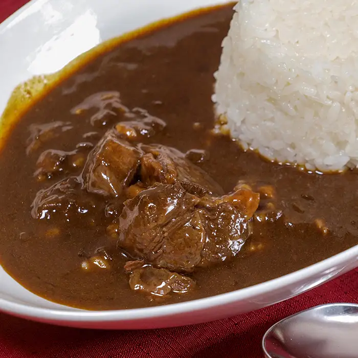 ごろっと島根和牛カレー（8個）【カレー 8個 1食 220g レトルト食品 レトルトカレー レトルト ビーフカレー 中辛 肉 和牛 しまね和牛 詰め合わせ セット 備蓄用 災害備蓄 島根県 大田市】