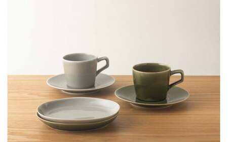 【あじわいのあるハンドメイド】Colorta コーヒーカップ ＆ ケーキ皿 4点セット【KIHARA】有田焼 カップ&ソーサー ティーカップ 楕円皿 ケーキ皿 取皿 グレー グリーン オリーブ うつわ 器 食器 シンプル ペア 食洗機対応 キハラ av004