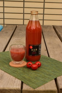 《食品添加物不使用》ミニトマトそのまんまのジュース 1000ml 無添加トマト使用 国産 食塩不使用 無塩 完熟トマト 果汁100% 野菜ジュース とまと ドリンク ビン 北海道 苫前町 とままえ mug01