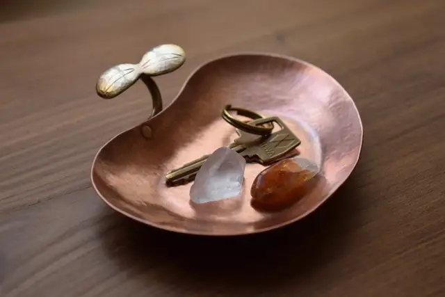 銅製　豆皿（EE03）