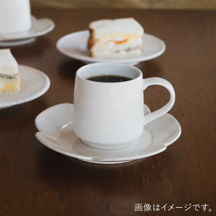 【波佐見焼】つぼみマグカップ＆花ソーサー ミルク色 2セット 食器 皿【イロドリ】[KE61] 波佐見焼