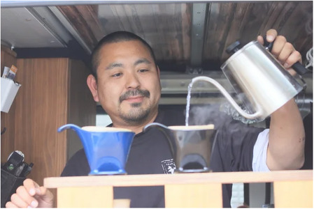 1豆ずつ全ての豆を選別した秋田屋の珈琲豆4袋　120g コーヒー　珈琲　マンデリン　厳選　焙煎　直送　ハイクオリティコーヒー　後味すっきり