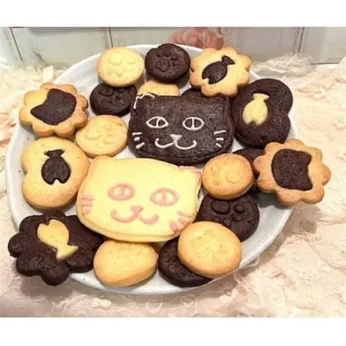 ねこともクッキー＆2027ねこともカレンダー(保護猫＆地域猫)_菓子・スイーツ クッキー    雑貨・日用品  文房具・印鑑 _【1464812】