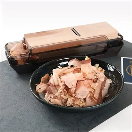 鹿児島県枕崎産 高品位の鰹節【本枯節】2本＆鰹節削り器 セット B3-14_惣菜・加工品 乾物    調味料 だし  ダシ  魚介・海産物 カツオ 鮮魚 かつお 鰹  雑貨・日用品  キッチン用品 _【配送不可地域：離島】【1167957】
