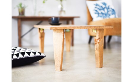 折りたたみテーブル (チェック柄)【机 ローテーブル table おしゃれ 折りたたみ 雑貨 日用品 インテリア 茨城県守谷市】