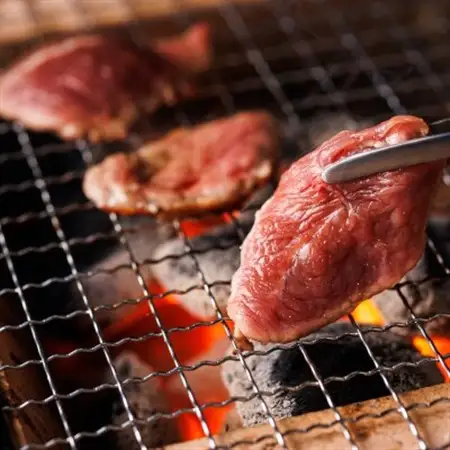 【毎月定期便】北海道産の希少な豚ハラミ 200g×5パック 計1kg 焼肉 BBQにも最適　全4回【配送不可地域：離島】【4009861】