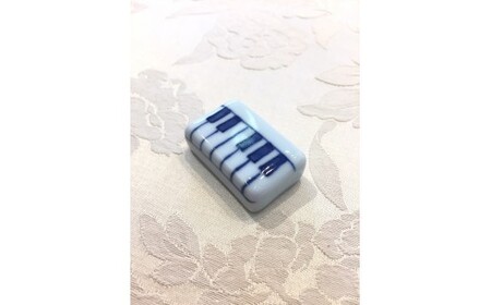 弾いてみたくなる♪ハーモニー鍵盤箸置(2個入り) しん窯・青花 aj018