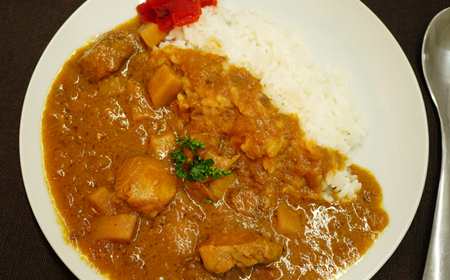 高知県宿毛産 鰤入り濃厚魚介味噌バターカレー（2個セット） カレー