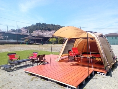 手ぶらでキャンプ （宿泊キャンプ） １組招待券 ／ わがら アウトドア レジャー 旅行 チケット 三重県 南伊勢町