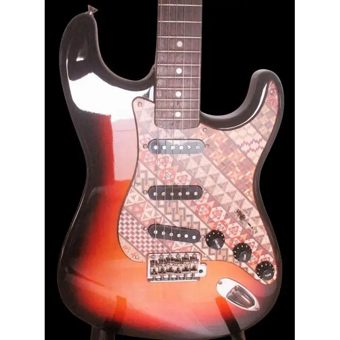 箱根寄木ピックガード Fender Japan ストラスキャスター用［楽器楽器］