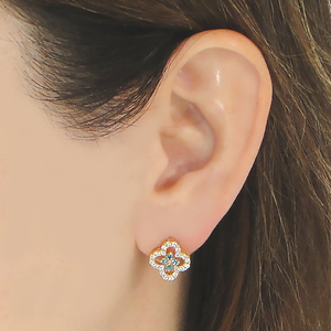6-9 ピアス K18YG ダイヤモンド 0.8ct ブルーダイヤ スタッドピアス クローバー 四つ葉 フラワー 花 ダイヤモンドピアス レディース Wロックキャッチ 【f251-k18yg-bd】 ALPAZ002