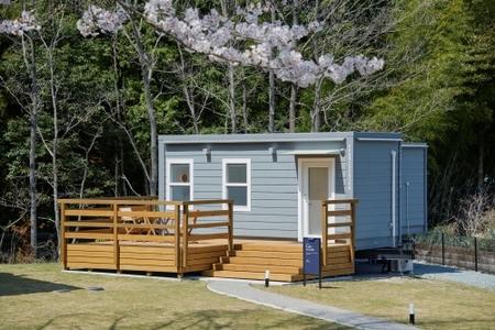 高級貸別荘 クラスベッソ伊勢 平日限定 トレーラーハウス ParkHomes 宿泊券 （２名定員） ／ 高橋建築 1棟貸切 旅行 新婚旅行 チケット 三重県 度会町