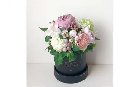 【セミオーダー】クラッチブーケ（小）【花 お花 はな ブーケ 高級 造花 お手入れ不要 母の日 父の日 お誕生日 還暦古希 クリスマス イベント 記念日 贈り物 プレゼント ギフト フラワー アレンジ 花束 贈答品 オリジナル】
