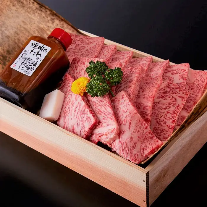 HD-5.黒毛和牛牝　ロース　焼肉用（タレ付）1.1kg