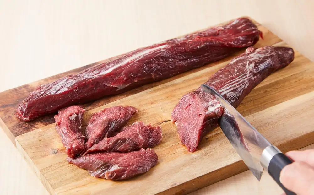北海道 標茶町産 エゾ 鹿肉 ヒレ ブロック 1kg　| 鹿肉