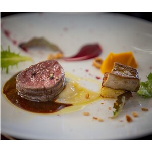 【東京丸の内】Sens & Saveurs（サンス・エ・サヴール）北海道白糠食材SPECIALランチコース 3名様_Y150-0542