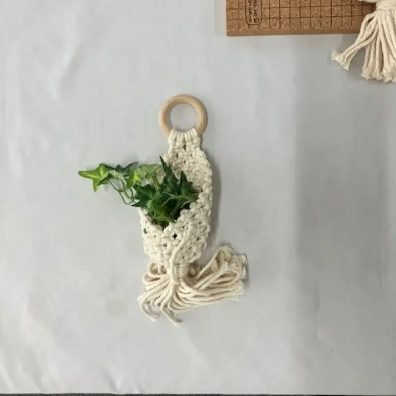 ハンドメイド  マクラメ　小物入れ /  マット テーブルウェア 敷物 雑貨 手作り 【stn004】
