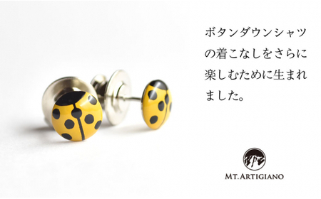 ボタンダウンピアス Lady Bird 黄  てんとう虫 白蝶貝 漆 蒔絵 ドレスピアス ピンブローチ タイタック アクセサリー  伝統工芸 工芸品  うるしアート 復興 震災 コロナ 能登半島地震復興支援 北陸新幹線 F6P-0354