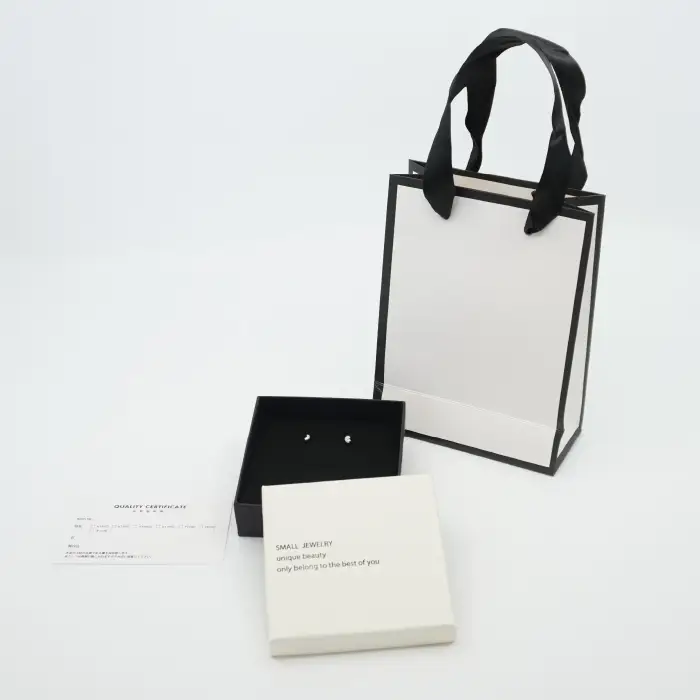 Ｋ１８　デザインピアス　hineriピアス　111663 SWAE048-G