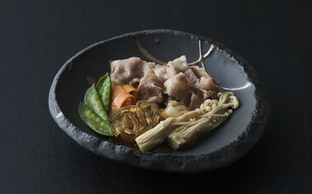 【レンジで簡単調理】前沢牛 すき焼き風包み蒸し 135g×1個 【 ご飯のお供 おかず おつまみ 簡単調理 海鮮 冷凍 】RT2404