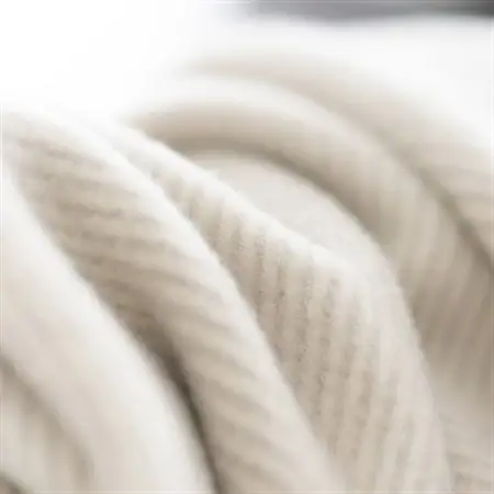 【Woolly】空気を含んだふんわりウール毛布(膝掛サイズ)【1501736】