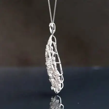 プラチナダイヤモンドペンダント【ダイヤ1.00ct・チェーン45cm】アンティーク風【配送不可地域：沖縄県】【1523149】
