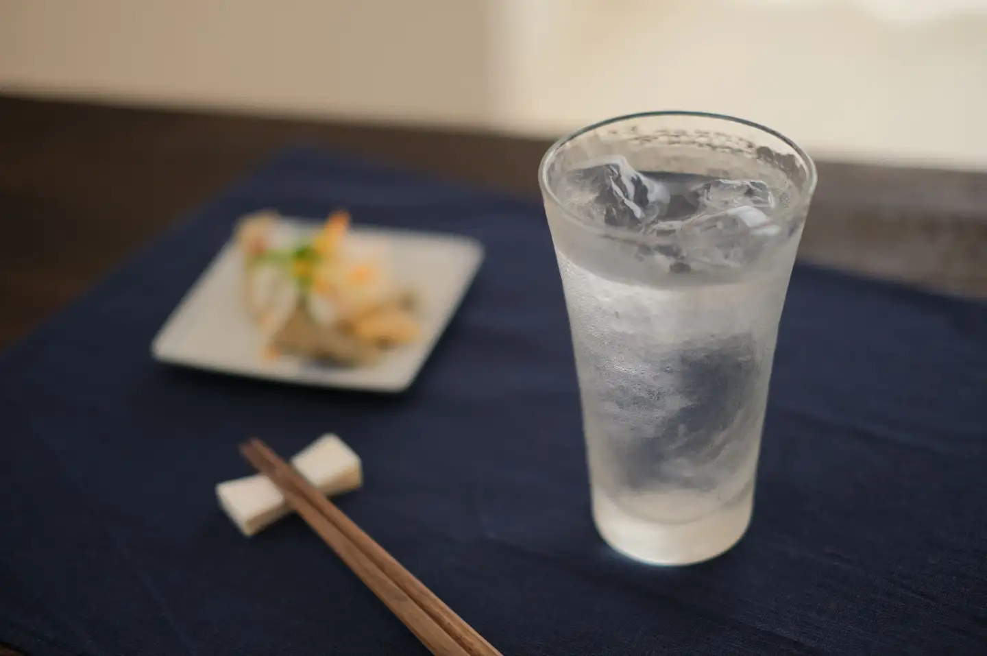 いいちこ 西の星 ビン 20度(合計4本・1800ml×各2本)酒 お酒 焼酎 麦焼酎 アルコール 飲み比べ セット 詰め合わせ 詰合せ 三和酒類【114002600】【一般社団法人　地域商社USA】