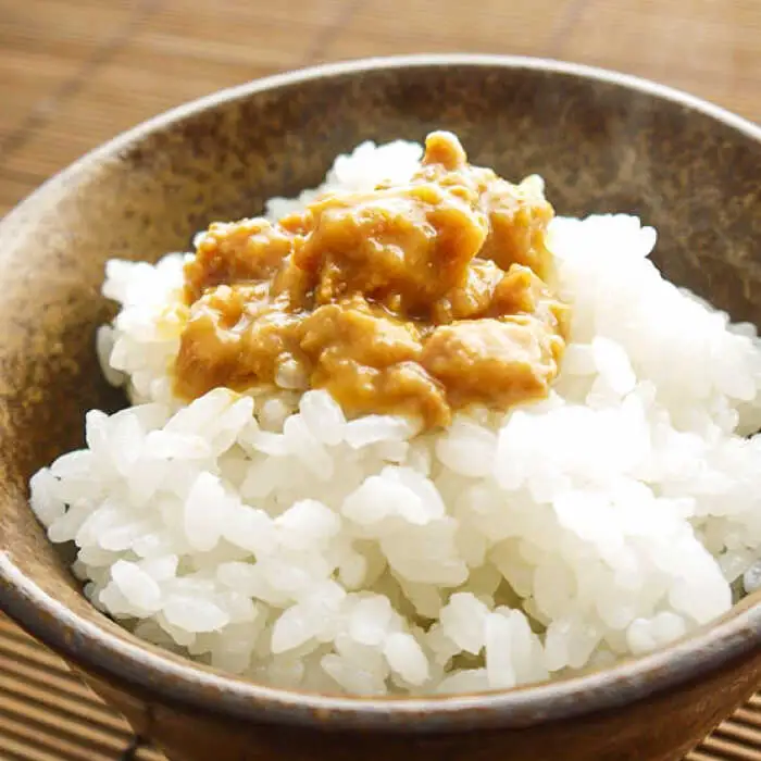 【献立の救世主！】肉味噌(みそでかるね）2個入り【プレーン/ゆず胡椒】 / 肉みそ おかず味噌 味噌 みそ 肉 豚 豚肉 ご飯のお供 / 南島原市 / 溝田精肉店 [SBP054]
