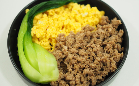 【訳あり】あぐー豚肉ミンチ 1kg（500g×2パック） 簡易包装シリーズ【白豚あぐー】 訳アリ 豚 ミンチ 簡易包装 SDGS ハンバーグ あぐー 名護市 銘柄豚肉 豚ひき肉 餃子 おかず 食品 国産豚 うまみ 冷凍 真空パック 2パック 2袋 やんばる