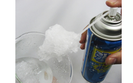 熱中症対策 瞬間冷却 氷ーるどスプレー 420ml×5本セット 火照った身体をイッキにクールダウン コールドスプレー 暑さ対策 夏 ひんやりグッズ 冷んやり 冷たい 極寒 大容量 冷却スプレー 運動会 スポーツ 建設業界 野外フェス