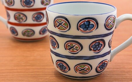 源右衛門窯 染錦丸紋割 組マグカップ 食器 マグカップ ペア 2個 セット 有田焼 マグカップ 縁起 マグカップ 吉祥文様 マグカップ 伝統 マグカップ 和風 ad065