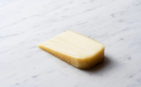 CHEESE STAND東京セミハードチーズホール1/4サイズ
