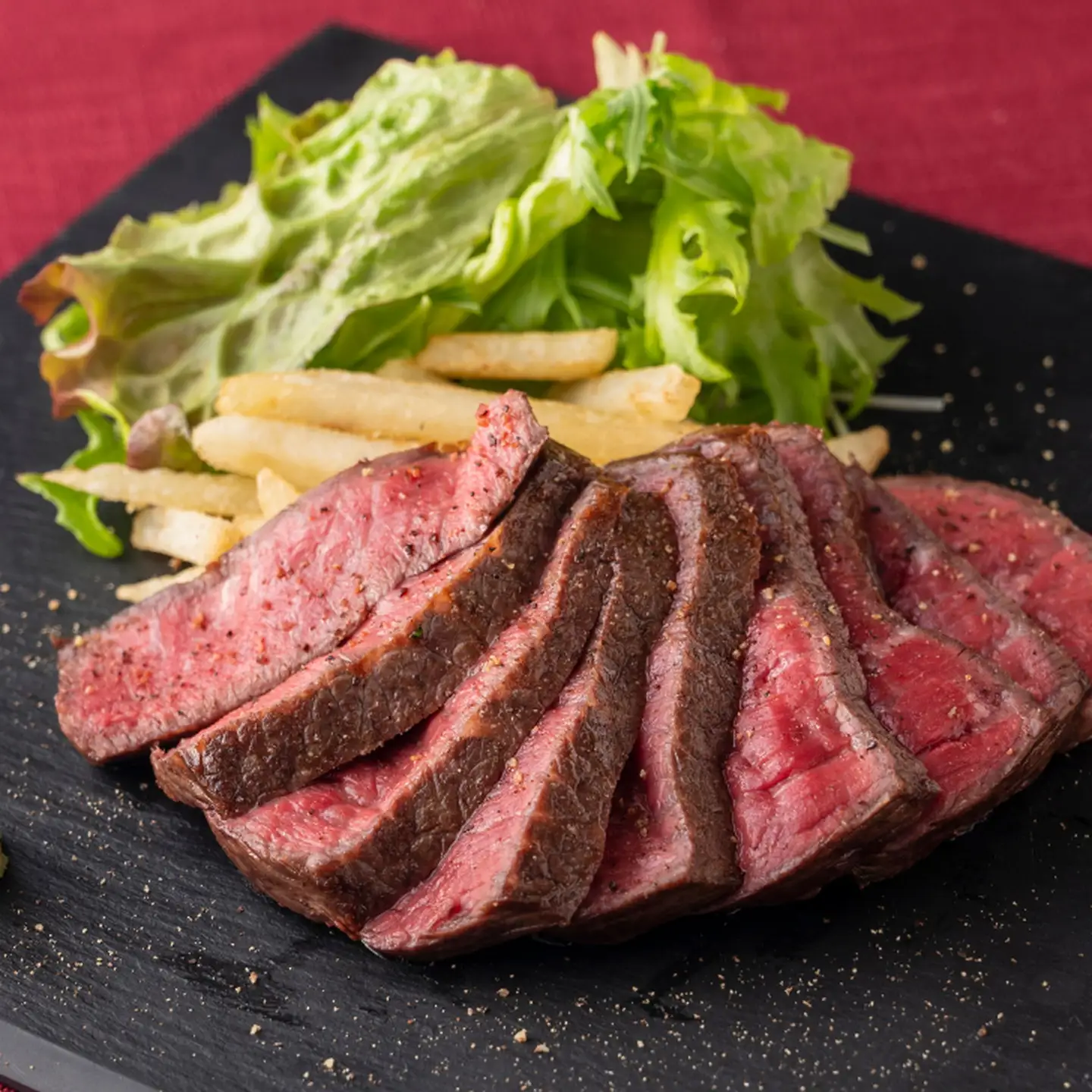 佐賀牛炭火焼ローストビーフ 500g 佐賀県 佐賀市 佐賀牛内もも ミディアムレアローストビーフ 250g×2 小分け ブランド牛ローストビーフ：B270-008