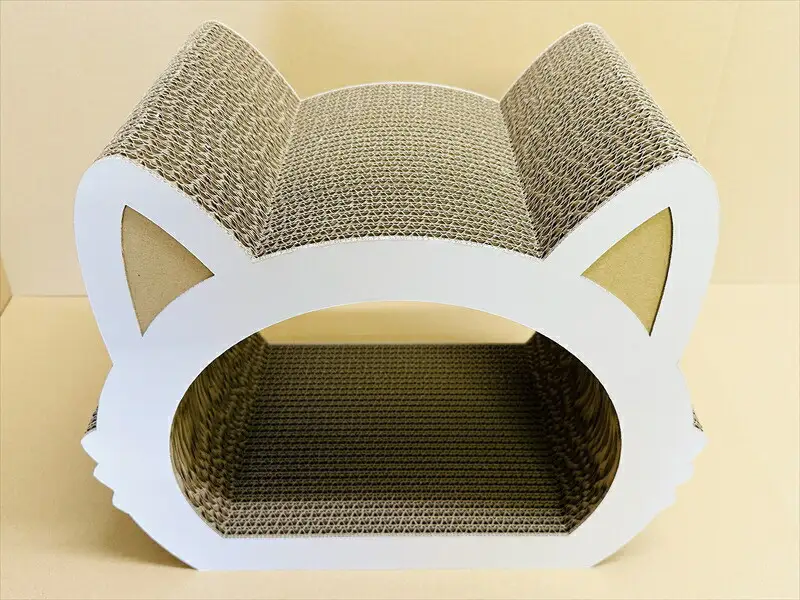 ねこの爪とぎ　みみCT　カラー；ホワイト【 ペット用品 爪とぎ 神奈川県 小田原市 ペット ペット ペット】