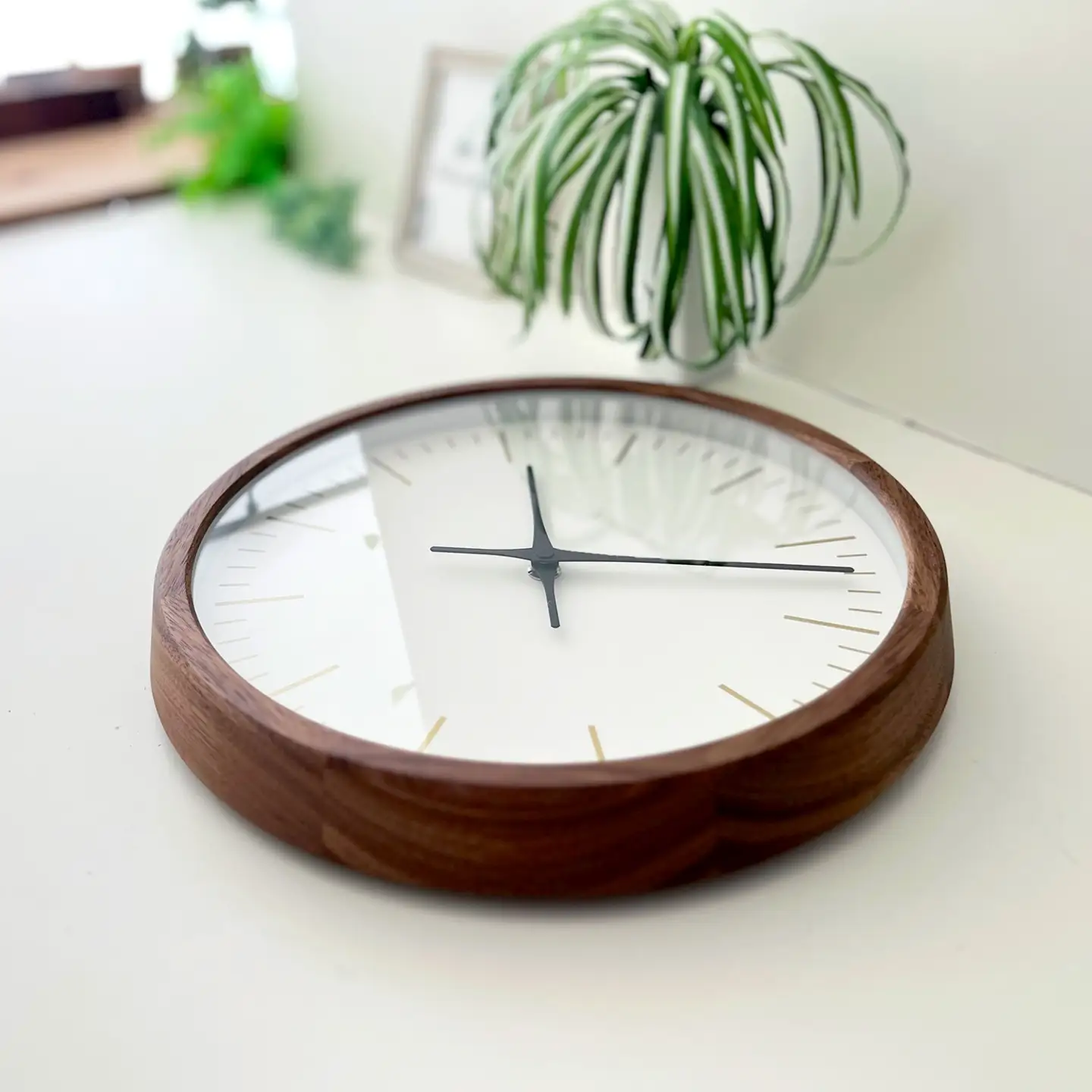KATOMOKU muku clock 木製掛け時計（ウォールナット）km-129WA