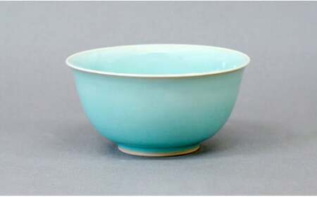 有田焼 翡翠どんぶり 2個セット【梶原大敬 茂正工房】器 うつわ 和食器 食器 2個 セット ペア 青磁 翡翠 青 ブルー グリーン 手作り 手仕事 ろくろ 丼 丼ぶり 親子丼 麺鉢 うどん ラーメン シンプル 電子レンジ対応 50000円 ak043