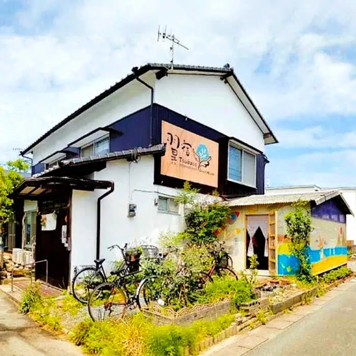 翼宿ゲストハウス 2名1泊素泊まり 糸島市 / 翼宿 ペア 宿泊券 九州 福岡 旅行 [AJO002]