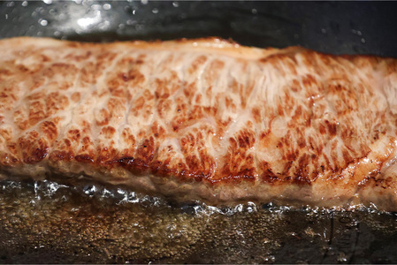 【30営業日以内配送】幸生牛 サーロインステーキ 400g（200g×2枚） ステーキ 肉 牛肉 希少 山形 《幸せを運ぶ牛》 025-D-YL038