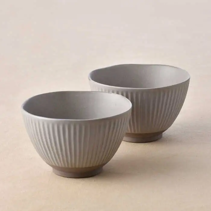 【波佐見焼】しのぎ 丼ぶり カーキ 2個セット【トーエー】[QC74]